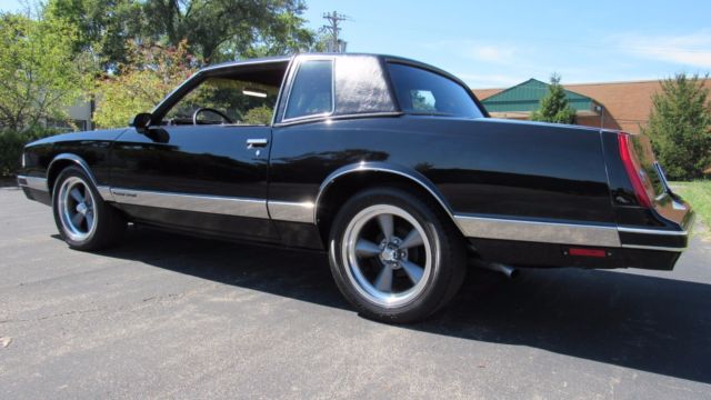 1988 Chevrolet Monte Carlo Luxury Sport - photo 5