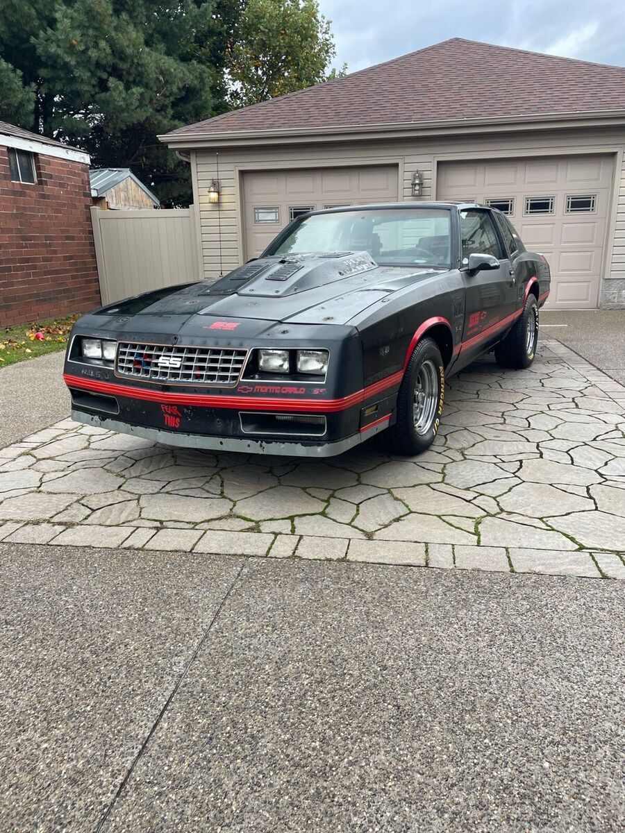1988 Chevrolet Monte Carlo SS - photo 2
