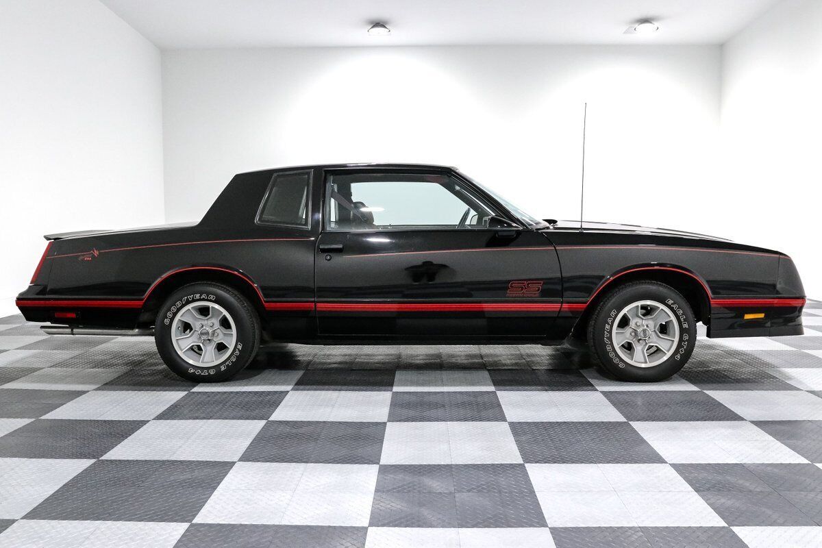 1988 Chevrolet Monte Carlo - photo 8