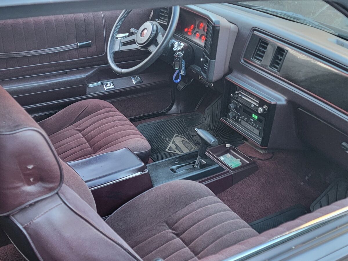 1988 Chevrolet Monte Carlo - photo 9