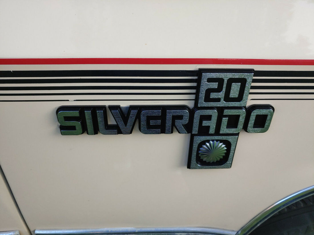 1988 Chevrolet Other Pickups - photo 2