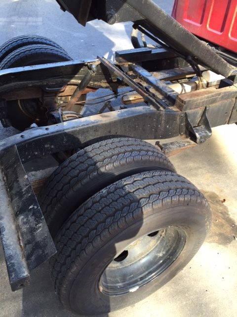 1988 Chevrolet Other Pickups Custom Deluxe Cab & Chassis 2-Door - photo 2