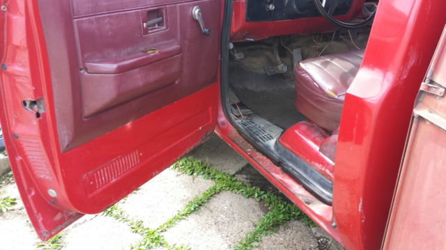1988 Chevrolet Other Pickups Custom Deluxe Cab & Chassis 2-Door - photo 5