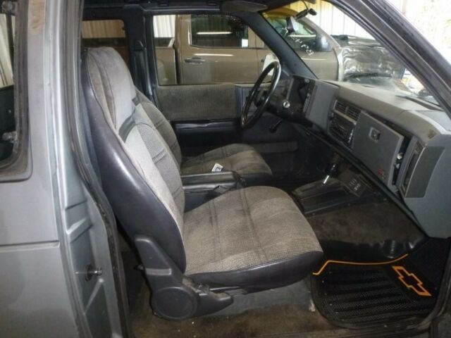 1988 Chevrolet S-10 EXT CAB 4WD - photo 9