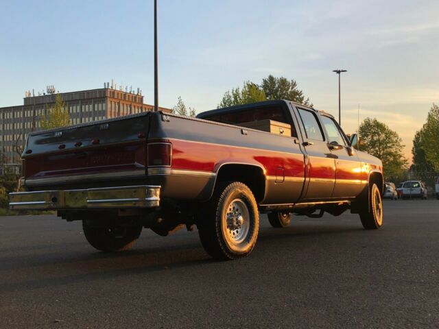 1988 Chevrolet C/K Pickup 3500 Scottsdale K-30 3+3 - photo 6