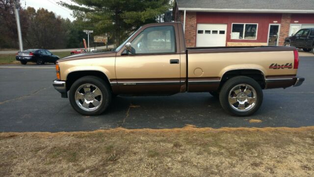 1988 Chevrolet C/K Pickup 1500 Silverado 1500 - photo 2