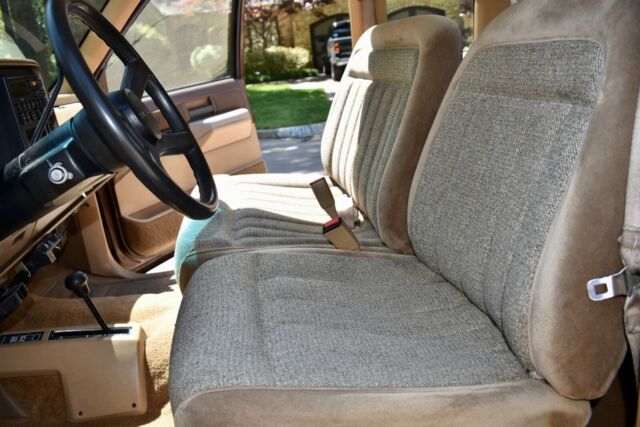 1988 Chevrolet C/K Pickup 3500 Silverado - photo 12