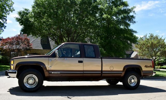 1988 Chevrolet C/K Pickup 3500 Silverado - photo 2