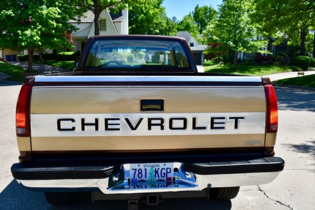 1988 Chevrolet C/K Pickup 3500 Silverado - photo 6
