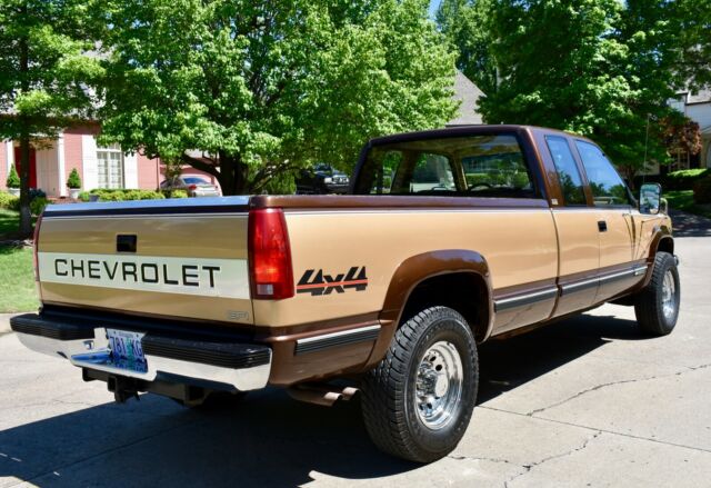 1988 Chevrolet C/K Pickup 3500 Silverado - photo 7
