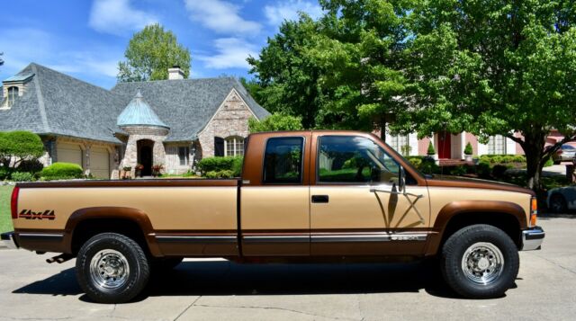 1988 Chevrolet C/K Pickup 3500 Silverado - photo 9