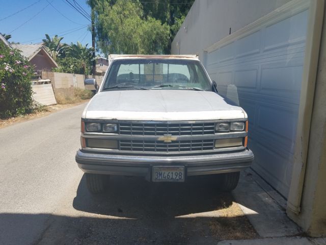 1988 Chevrolet C/K Pickup 2500 - photo 2