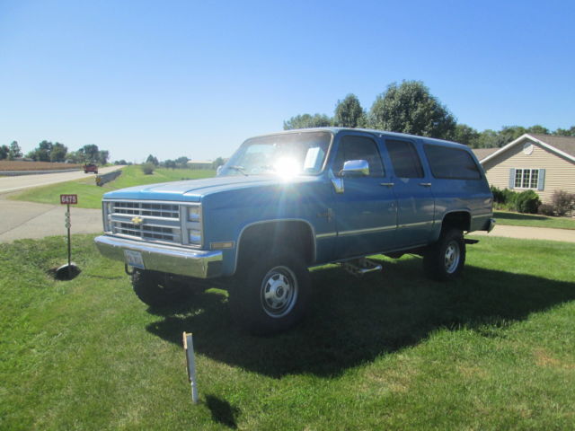 1988 Chevrolet Suburban Silverado 20 - photo 3