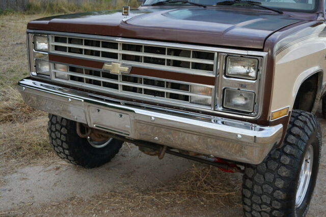 1988 Chevrolet Suburban Silverado 20 - photo 2