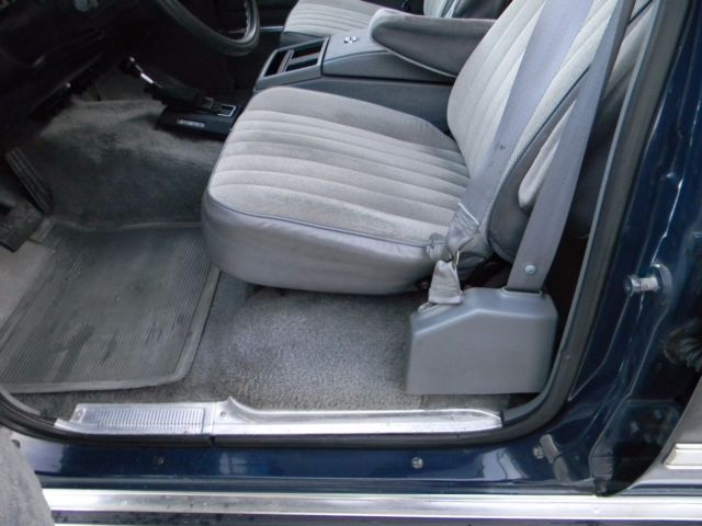 1988 Chevrolet Suburban Silverado - photo 11
