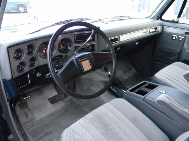 1988 Chevrolet Suburban Silverado - photo 13