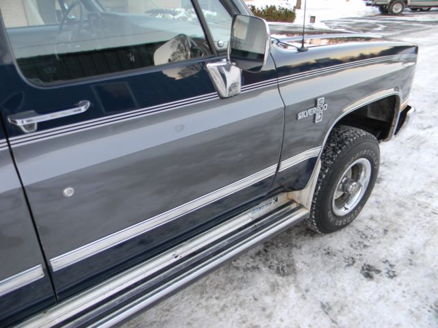 1988 Chevrolet Suburban Silverado - photo 6
