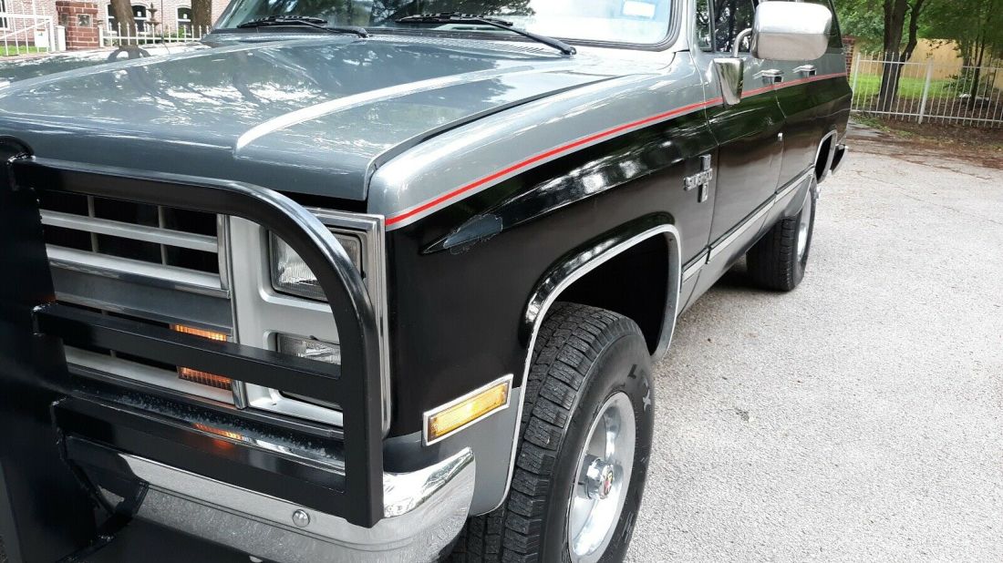 1988 Chevrolet V10 Suburban V10 - photo 8