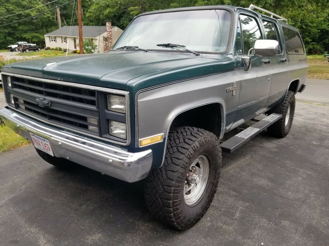 1988 Chevrolet V20 Suburban V200 - photo 2