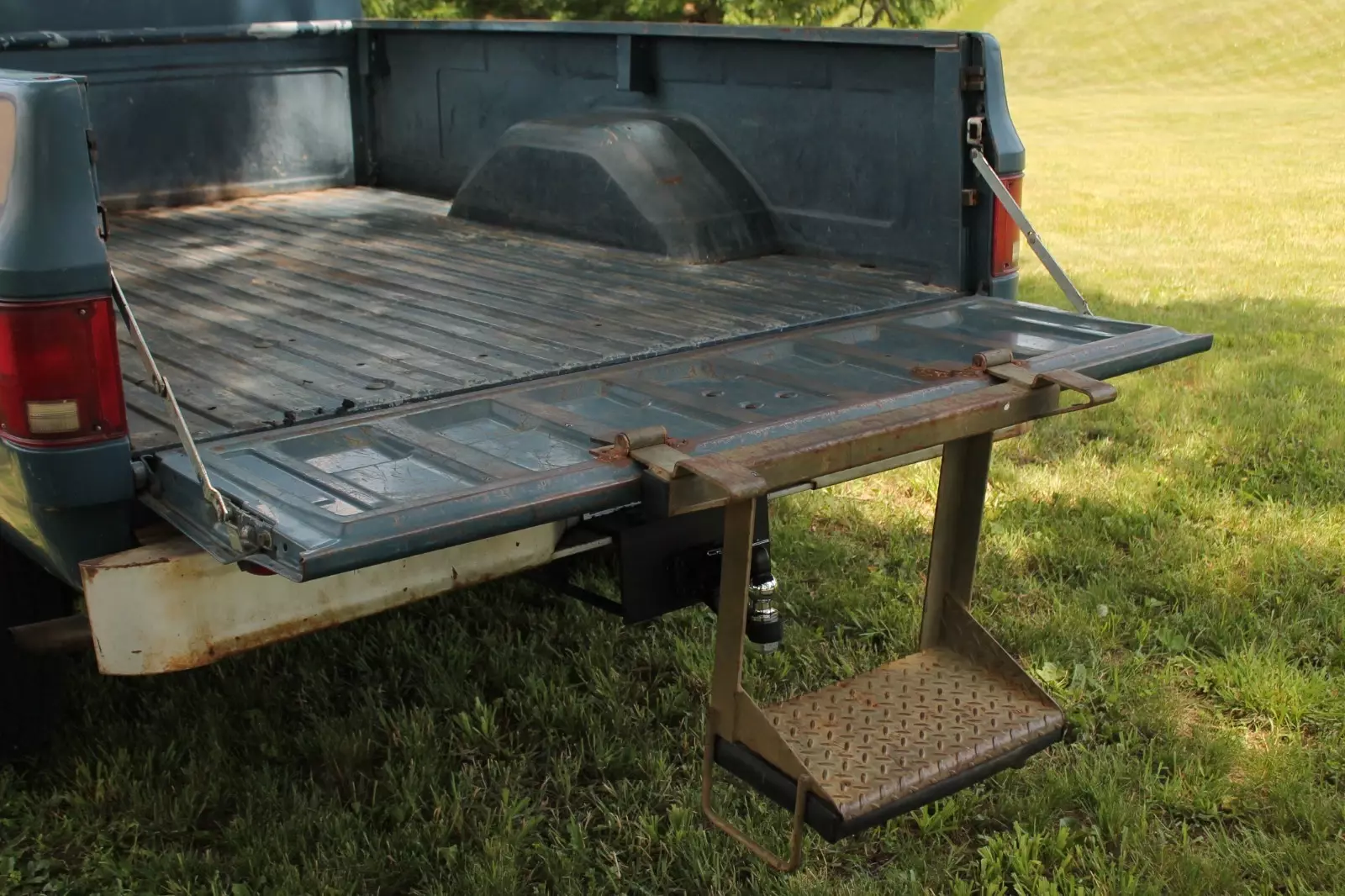 1988 Chevrolet C/K Pickup 3500 - photo 5