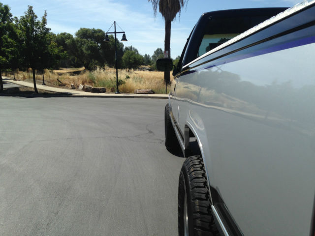 1988 Chevrolet C/K Pickup 2500 Silverado 2500 - photo 8