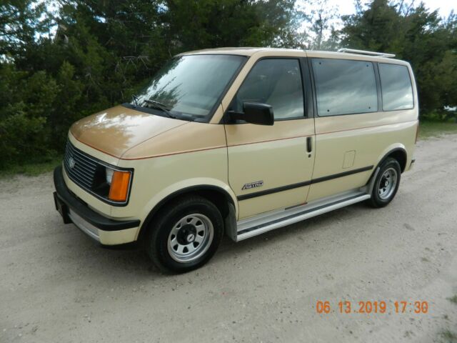 1988 chevy astro van all org cond dry western van 1988 Chevrolet Astro