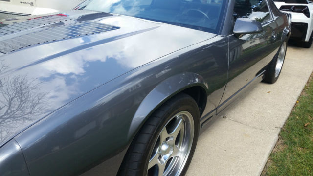 1988 Chevrolet Camaro IROC - photo 5