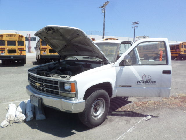 1988 Chevrolet Cheyenne CK 3500 - photo 3