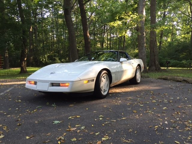 1988 Chevy Corvette: 35th Anniversary Edition #692 of 2050 1988 Chevrolet Corvette
