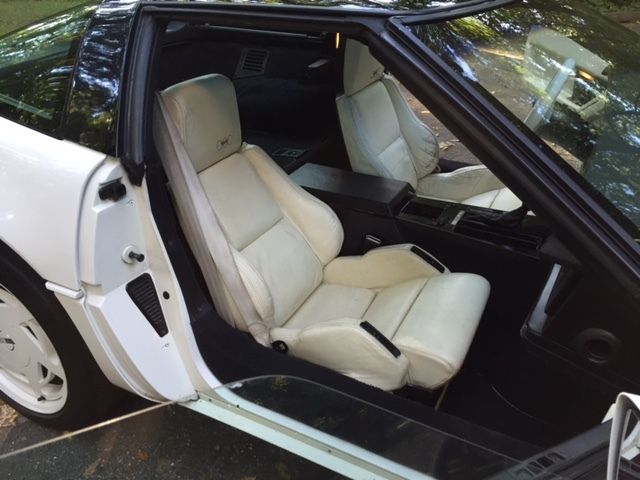 1988 Chevrolet Corvette - photo 9
