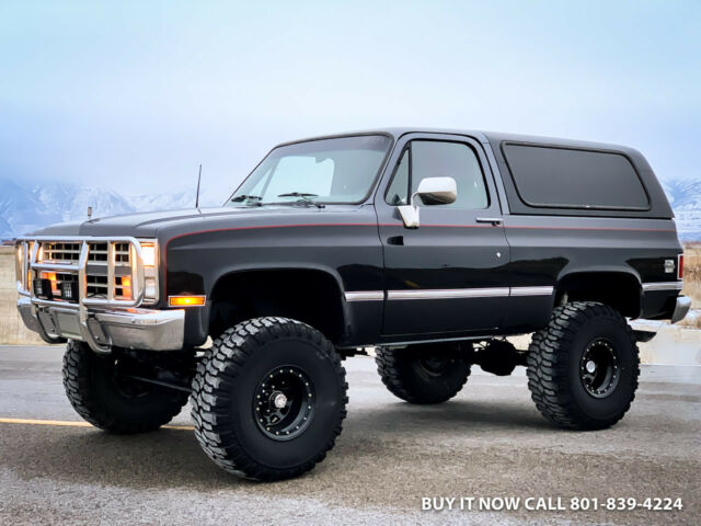 1988 Chevrolet Blazer K5 SILVERADO SQUAREBODY 4WD 5.7L EFI V8 NEW RESTOR - photo 10