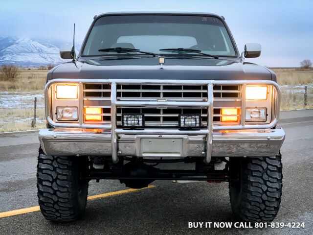 1988 Chevrolet Blazer K5 SILVERADO SQUAREBODY 4WD 5.7L EFI V8 NEW RESTOR - photo 3