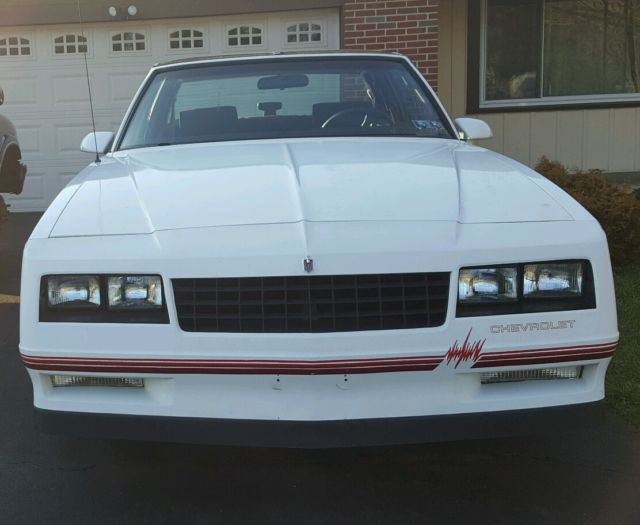 1988 CHEVY MONTE CARLO SS 305 8 CYLNDR/2DR COUPE/WHT/BURGNDY INT/ALL PWRS/T-TOPS 1988 Chevrolet Monte Carlo SUPER SPORT 2 DR COUPE