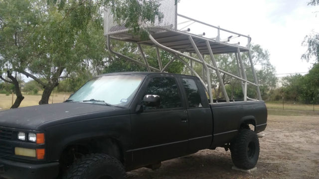 1988 Chevrolet C/K Pickup 1500 black - photo 4