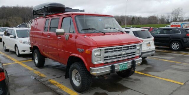 1988 Chevy Quigley 4x4 Adventure Van 1988 Chevrolet G20 Van