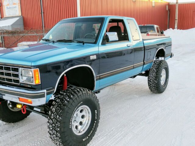 1988 Chevrolet S-10 tahoe - photo 5