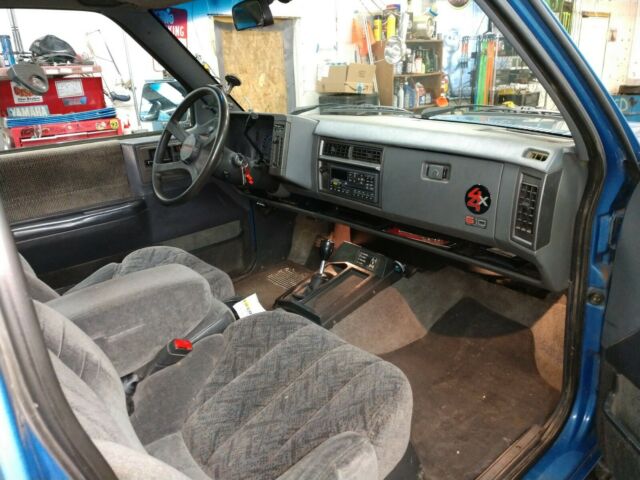 1988 Chevrolet S-10 tahoe - photo 9