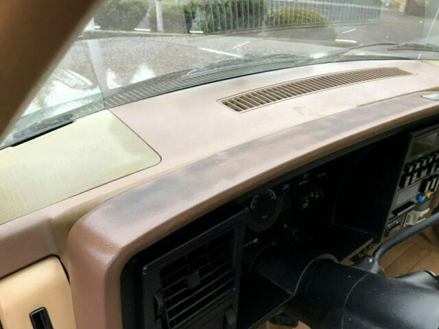 1988 Chevrolet Silverado 3500 LS - photo 10