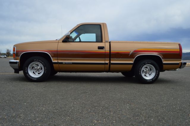 1988 Chevrolet C/K Pickup 1500 Silverado - photo 2