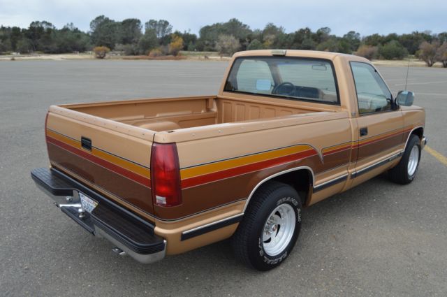1988 Chevrolet C/K Pickup 1500 Silverado - photo 5