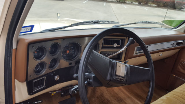 1988 Chevrolet C/K Pickup 3500 Silverado - photo 9