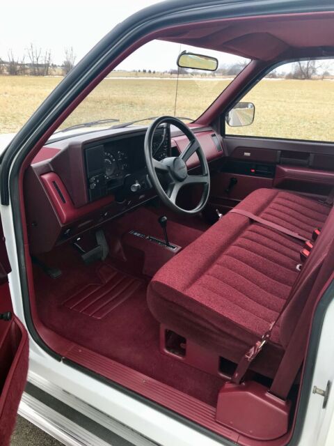 1988 Chevrolet C/K Pickup 2500 Silverado - photo 13