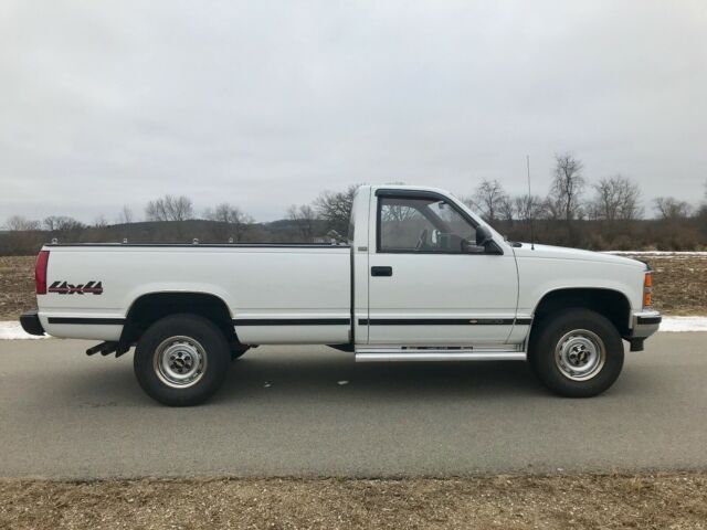 1988 Chevrolet C/K Pickup 2500 Silverado - photo 8