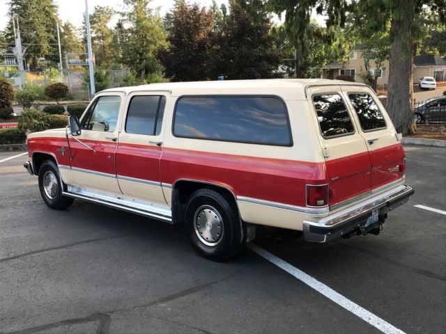 1988 Chevrolet Suburban LS - photo 3
