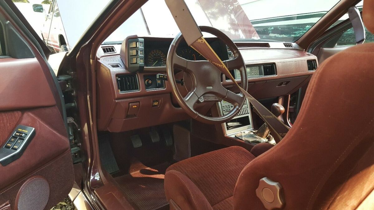 1988 Chrysler CONQUEST TSI - photo 8