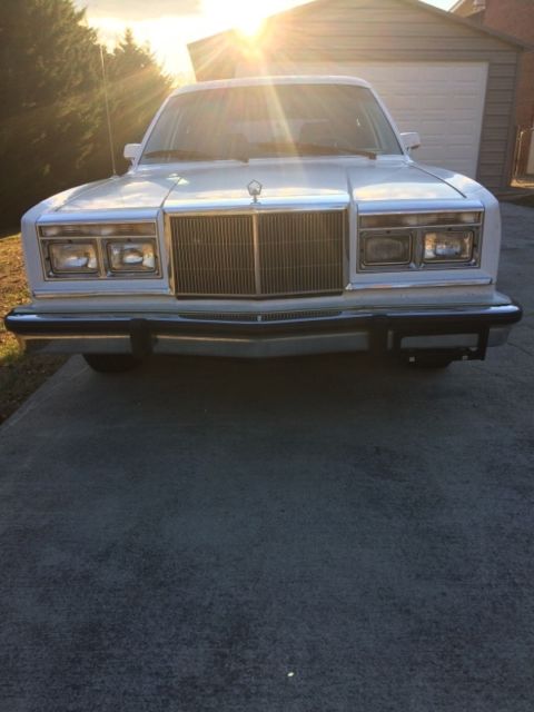 1988 Chrysler Fifth Avenue Limousine - photo 6