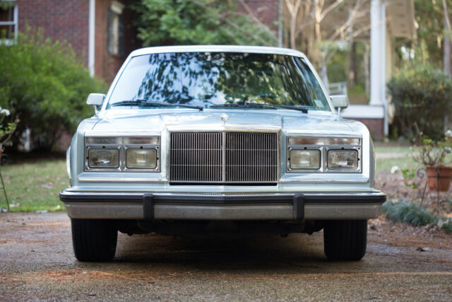 1988 Chrysler Fifth Avenue - photo 2