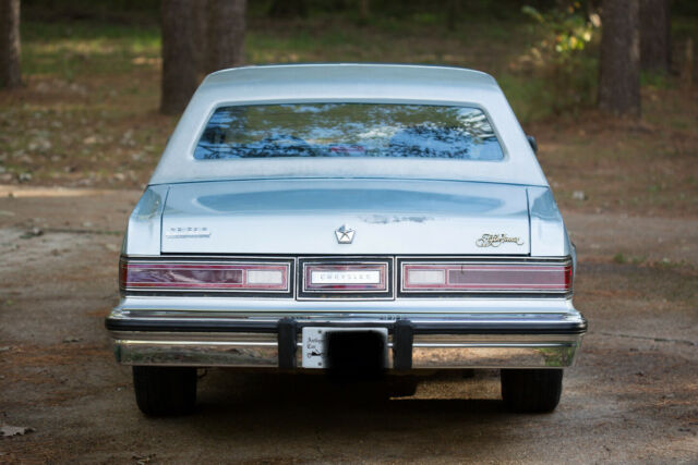 1988 Chrysler Fifth Avenue - photo 4