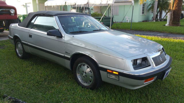 1988 Chrysler LeBaron - photo 2