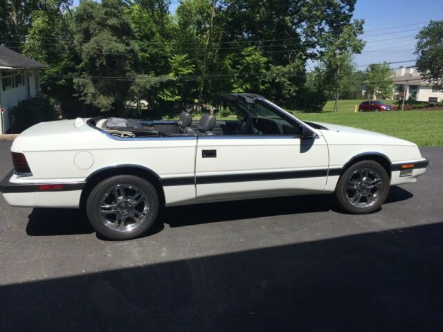 1988 Chrysler LeBaron - photo 5